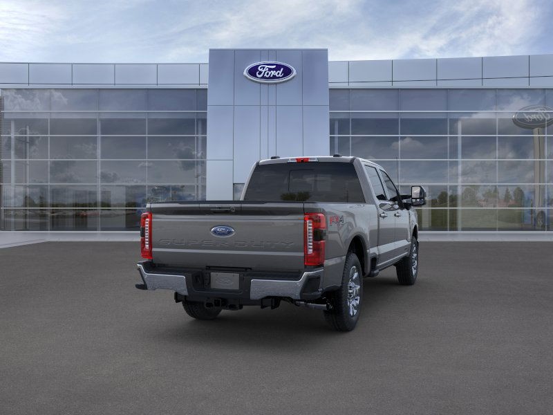 Ford Super Duty F-350 SRW Vehicle Image 10
