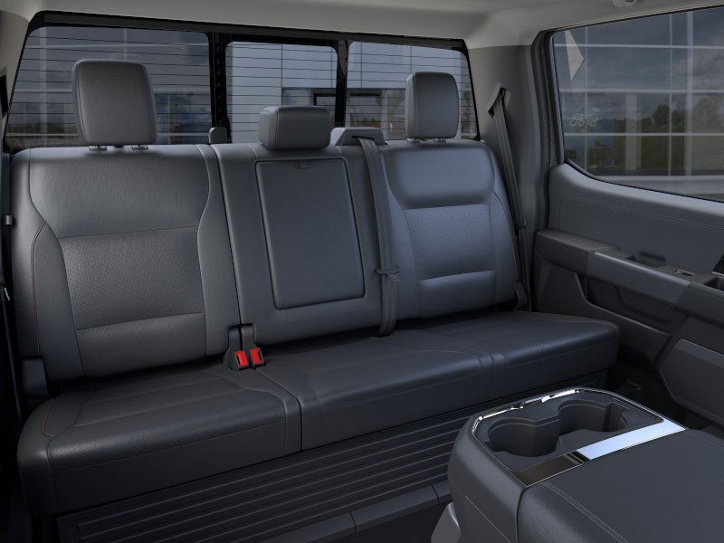 Ford Super Duty F-350 SRW Vehicle Image 13