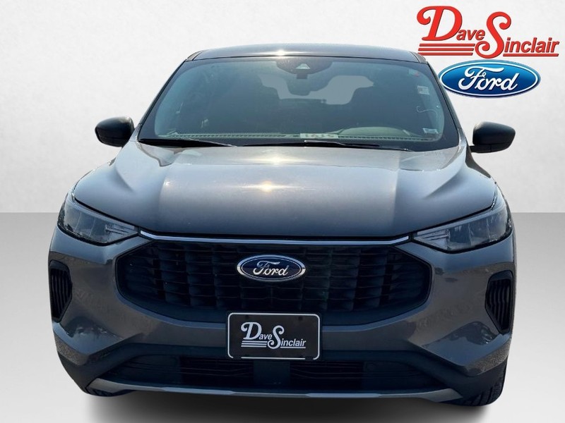 Ford Escape Vehicle Image 02