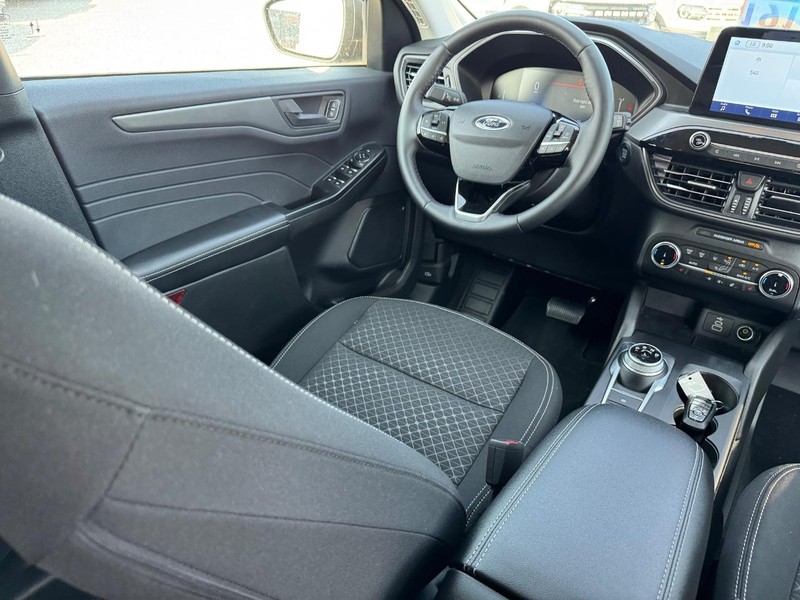 Ford Escape Vehicle Image 14