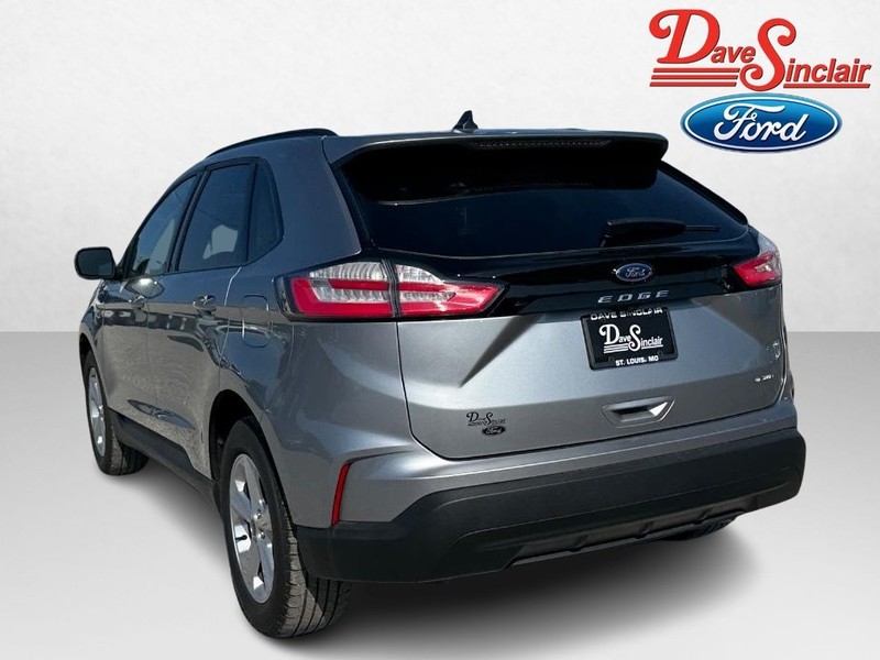 Ford Edge Vehicle Image 09