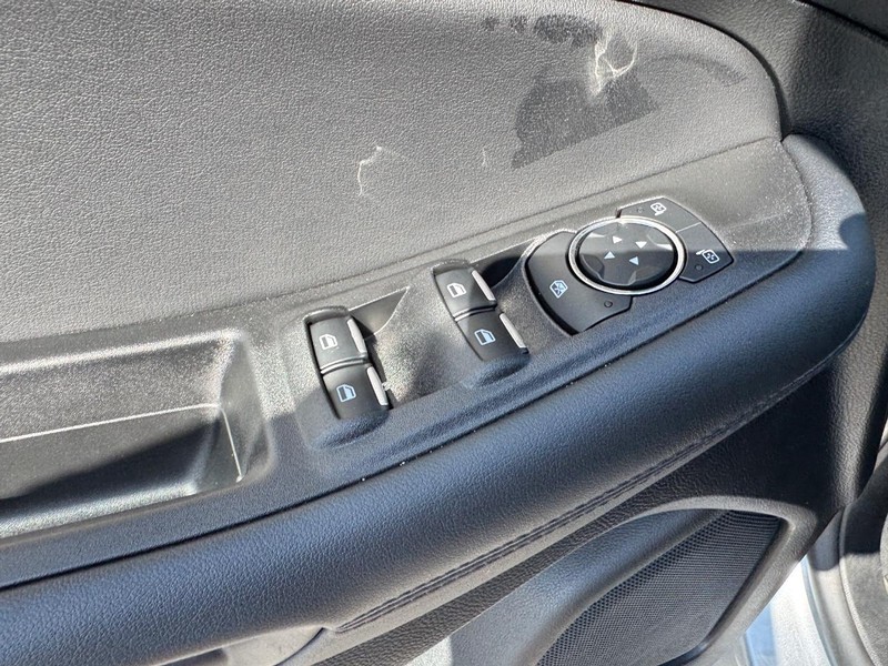 Ford Edge Vehicle Image 18