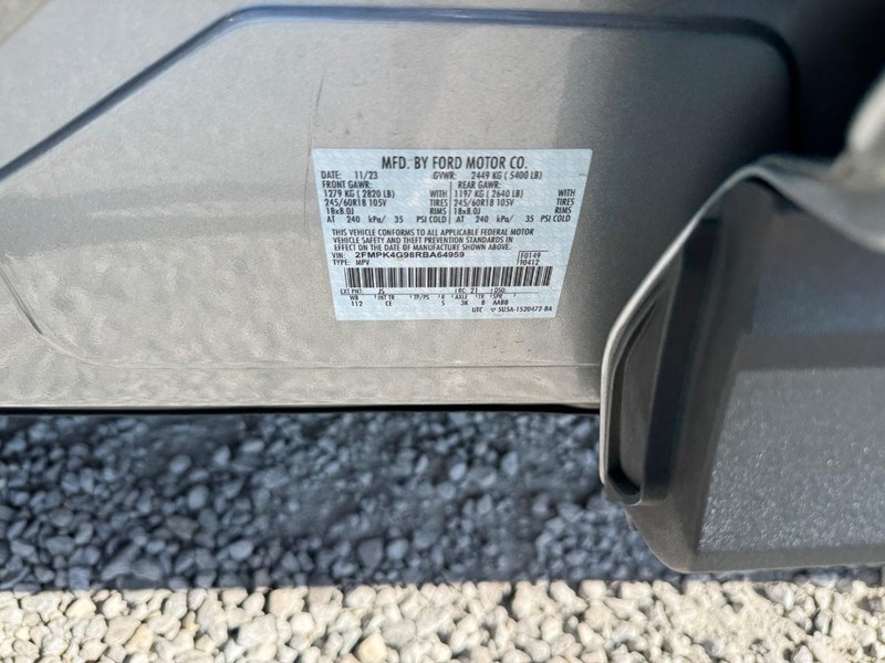 Ford Edge Vehicle Image 24