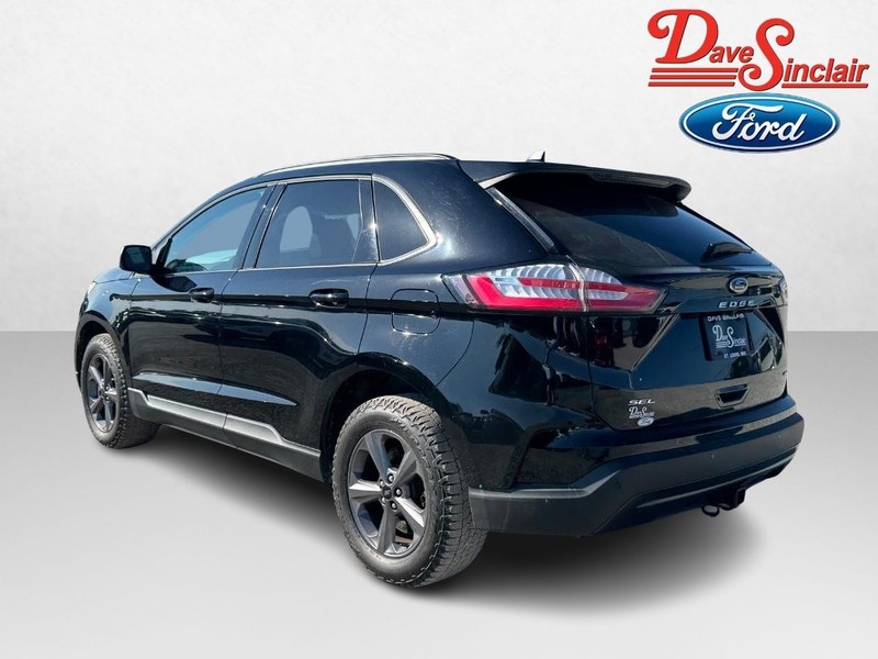Ford Edge Vehicle Image 09