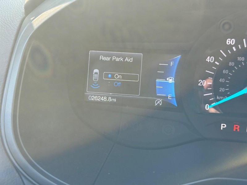 Ford Edge Vehicle Image 24