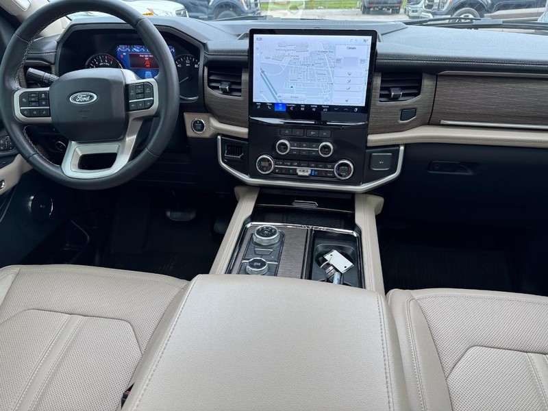 Ford Expedition Max Vehicle Image 18