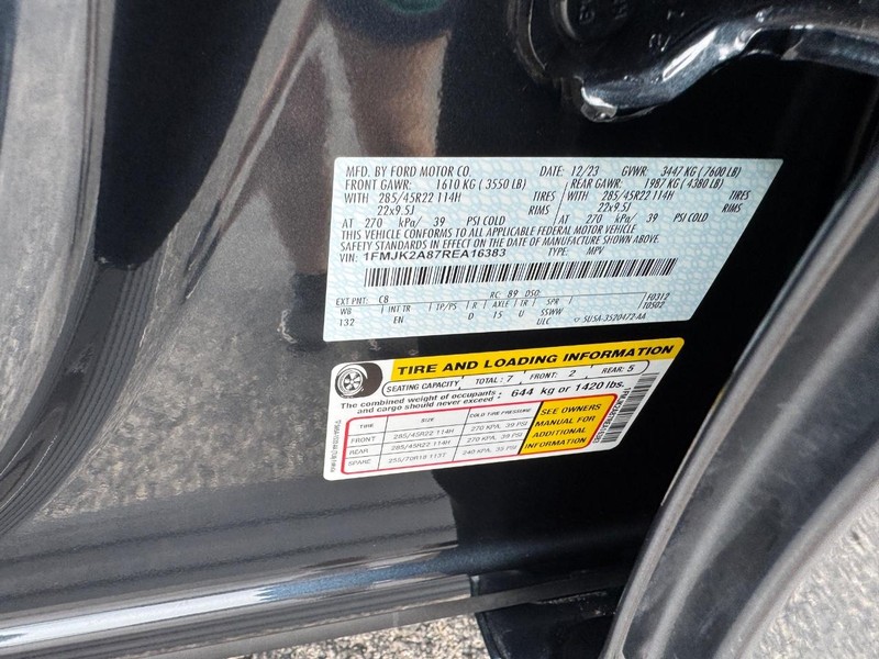 Ford Expedition Max Vehicle Image 30