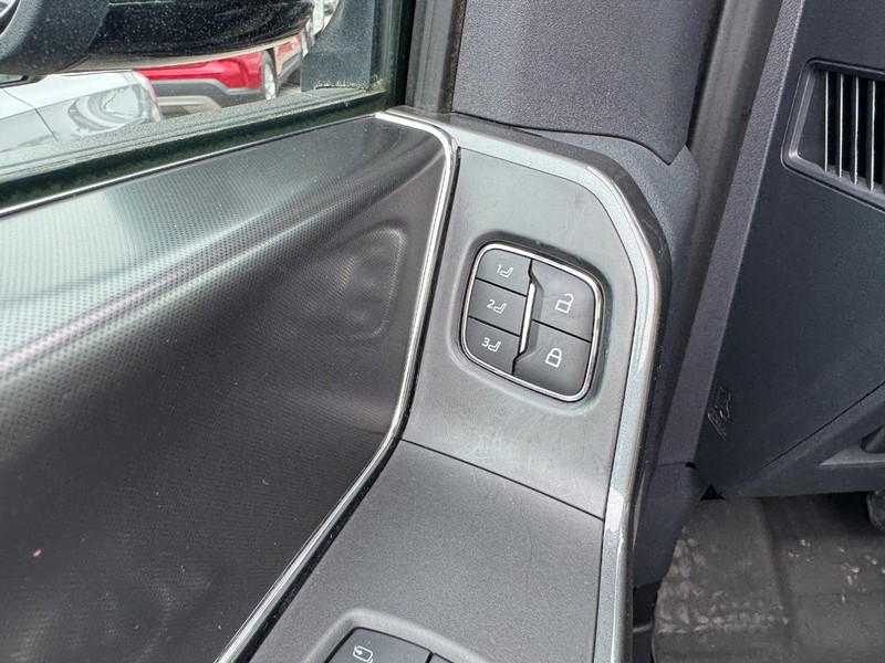 Ford F-150 Vehicle Image 18