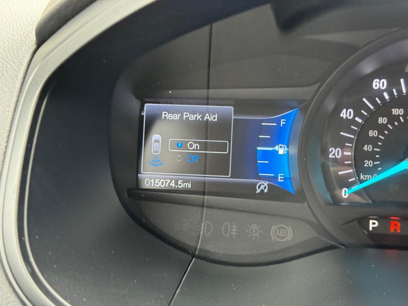 Ford Edge Vehicle Image 24