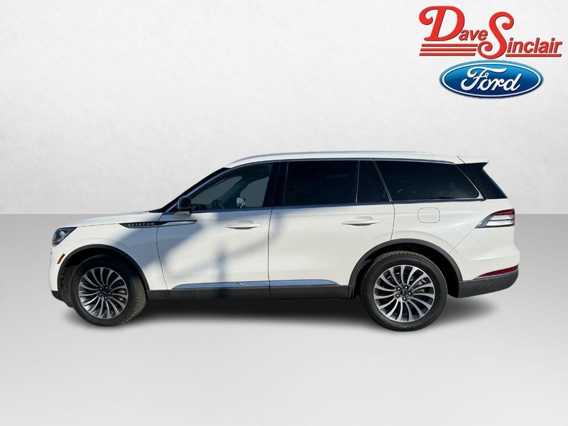 Lincoln Aviator Vehicle Image 10