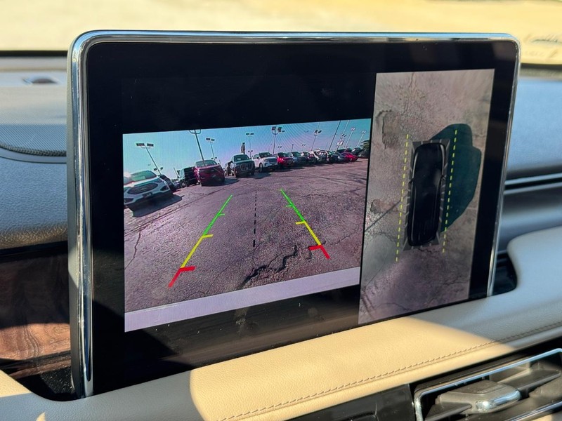 Lincoln Aviator Vehicle Image 28