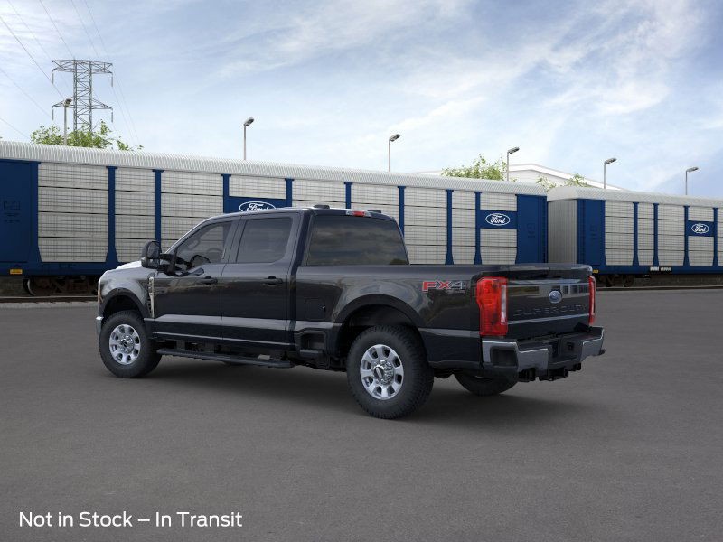 Ford Super Duty F-250 SRW Vehicle Image 05