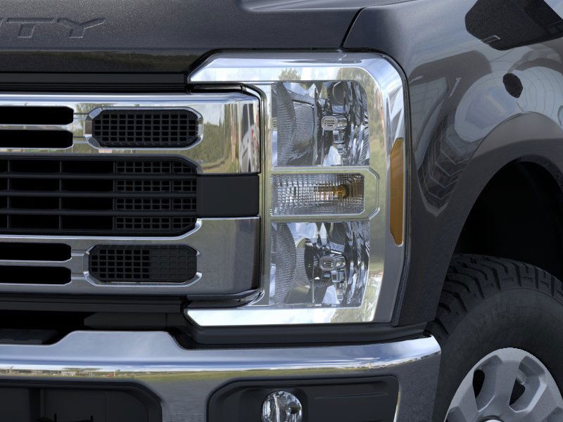 Ford Super Duty F-250 SRW Vehicle Image 20