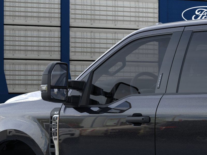 Ford Super Duty F-250 SRW Vehicle Image 22