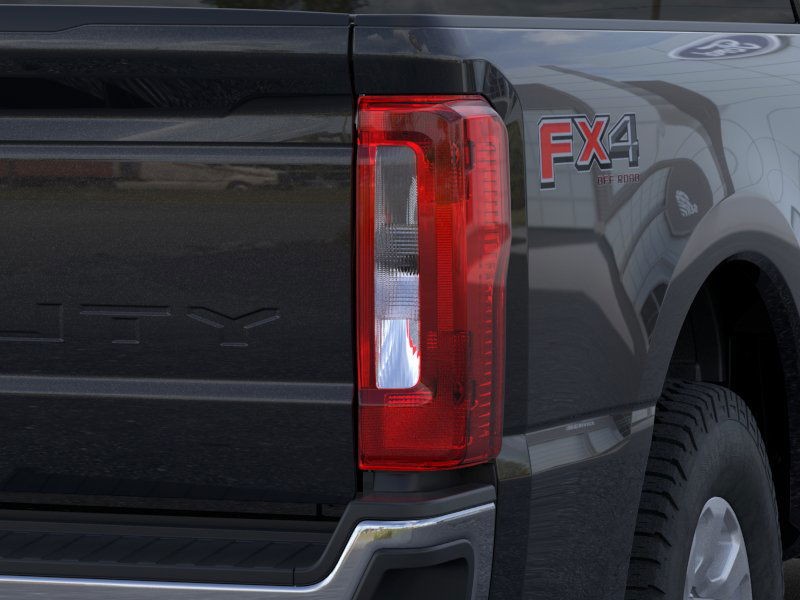 Ford Super Duty F-250 SRW Vehicle Image 23