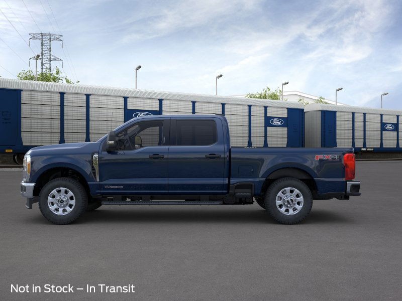 Ford Super Duty F-250 SRW Vehicle Image 04