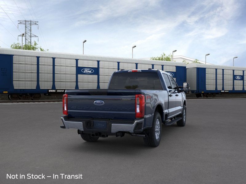 Ford Super Duty F-250 SRW Vehicle Image 10