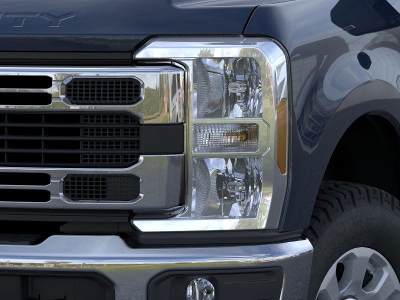 Ford Super Duty F-250 SRW Vehicle Image 20