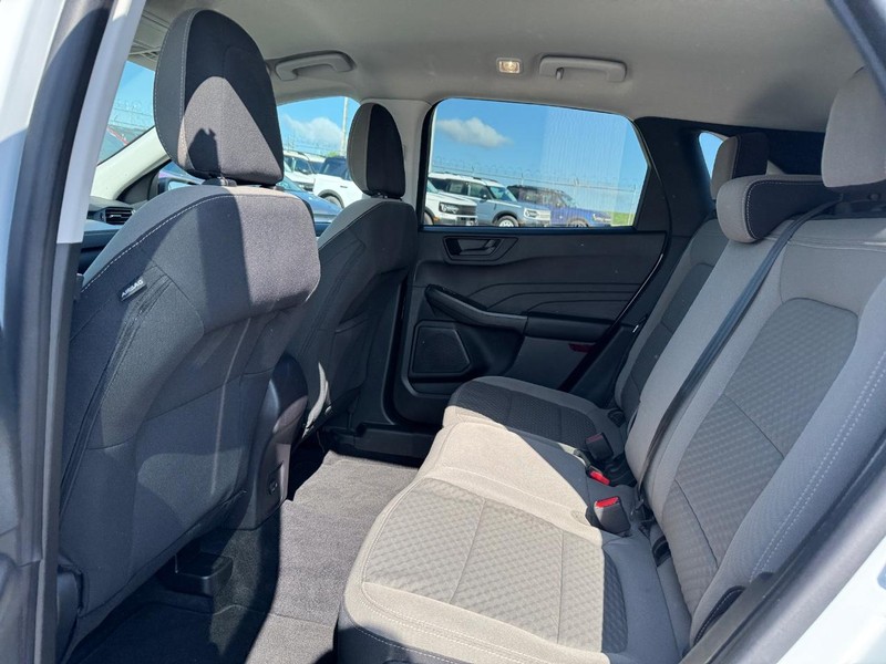Ford Escape Vehicle Image 12