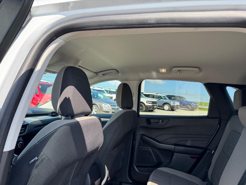 Ford Escape Vehicle Image 13