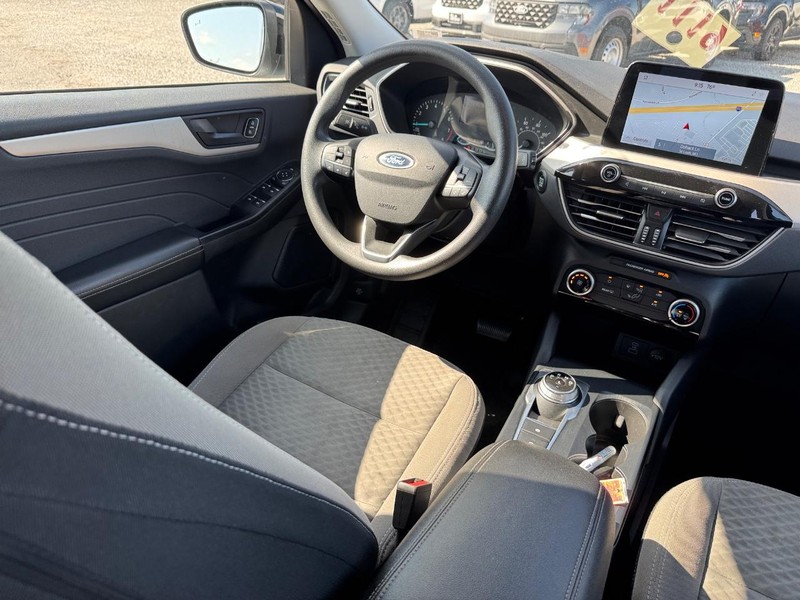 Ford Escape Vehicle Image 15