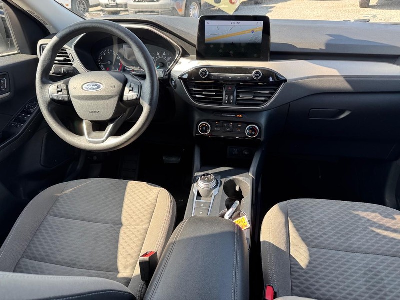 Ford Escape Vehicle Image 16