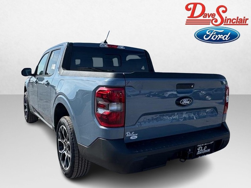 Ford Maverick Vehicle Image 09