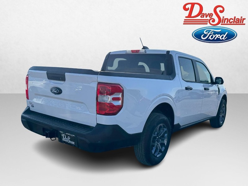 Ford Maverick Vehicle Image 07