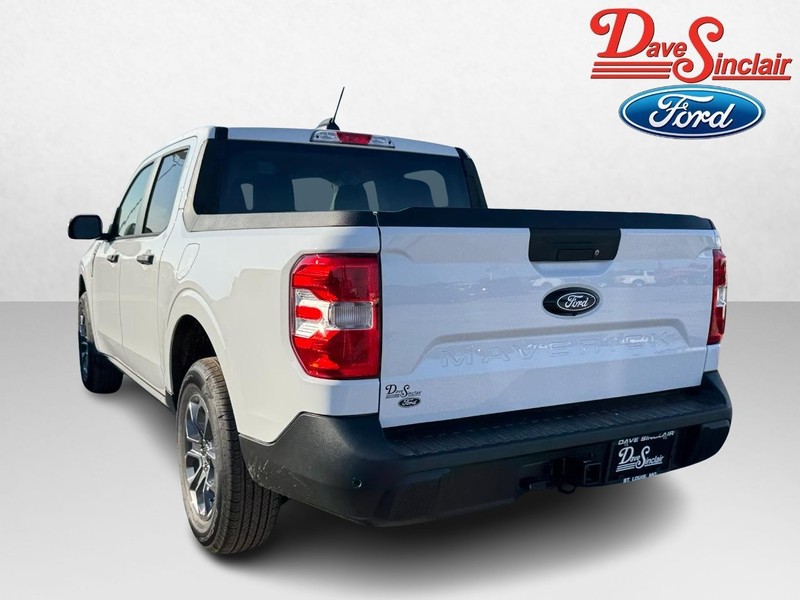 Ford Maverick Vehicle Image 09