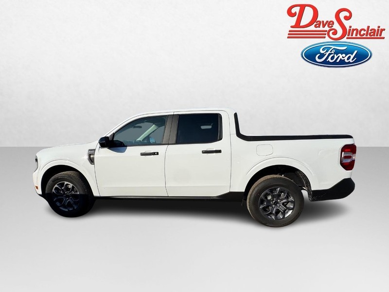 Ford Maverick Vehicle Image 10