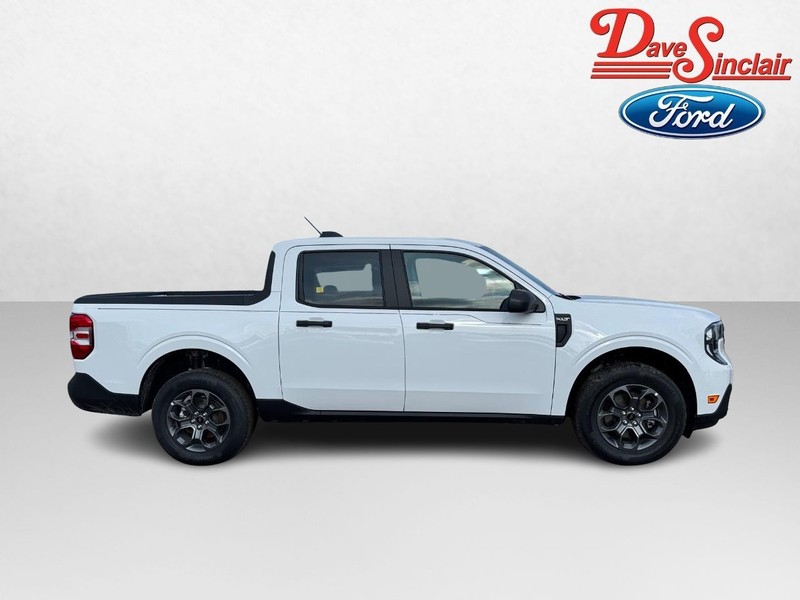 Ford Maverick Vehicle Image 05