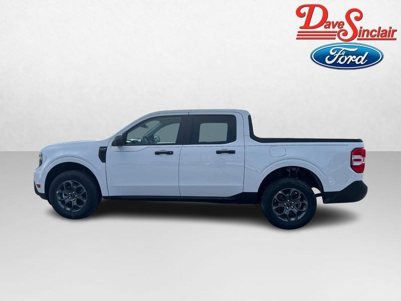 Ford Maverick Vehicle Image 10