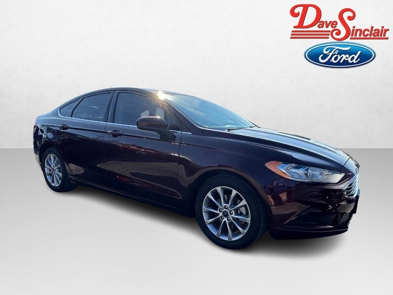 Ford Fusion Vehicle Image 04