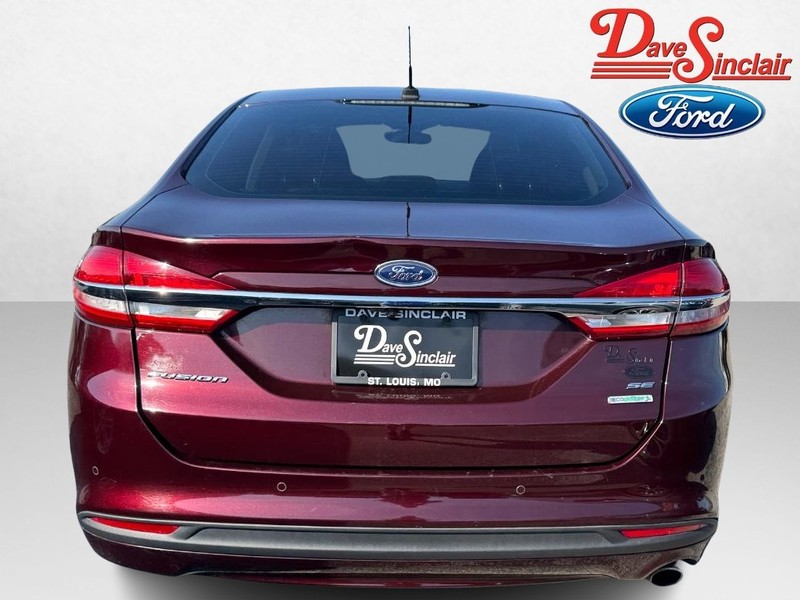 Ford Fusion Vehicle Image 08