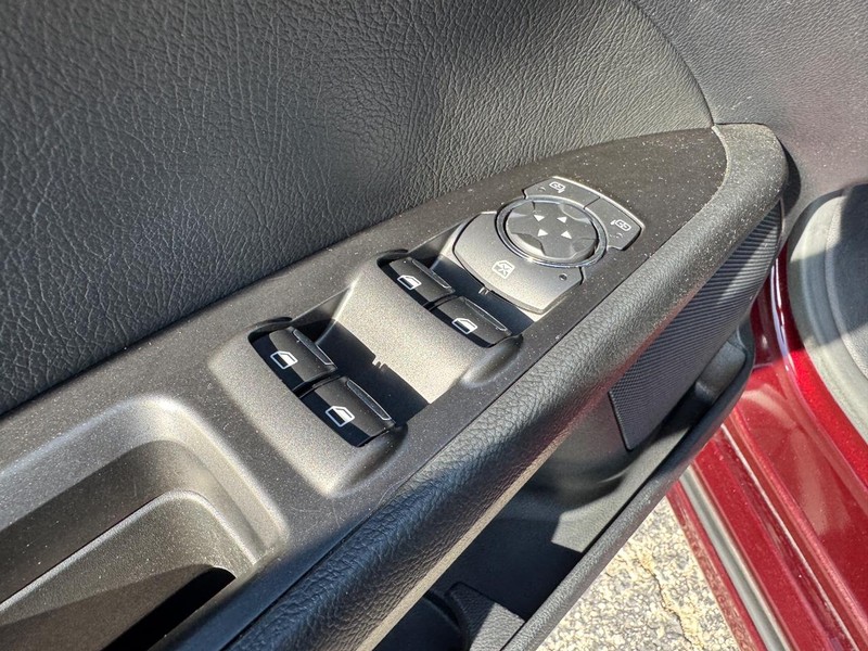 Ford Fusion Vehicle Image 19