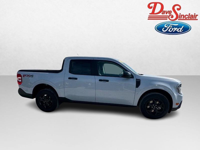 Ford Maverick Vehicle Image 05