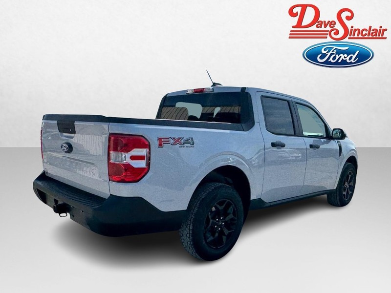 Ford Maverick Vehicle Image 07