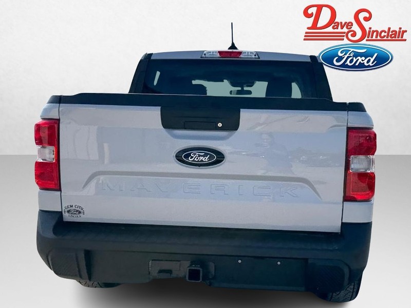 Ford Maverick Vehicle Image 08