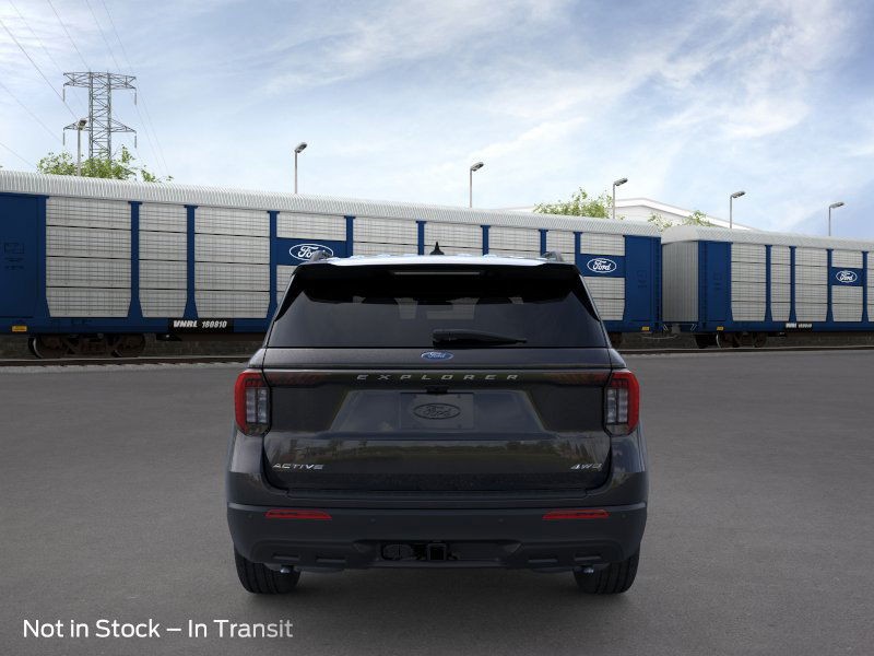 Ford Explorer Vehicle Image 07