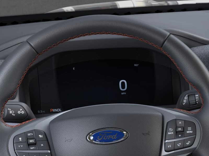 Ford Explorer Vehicle Image 15