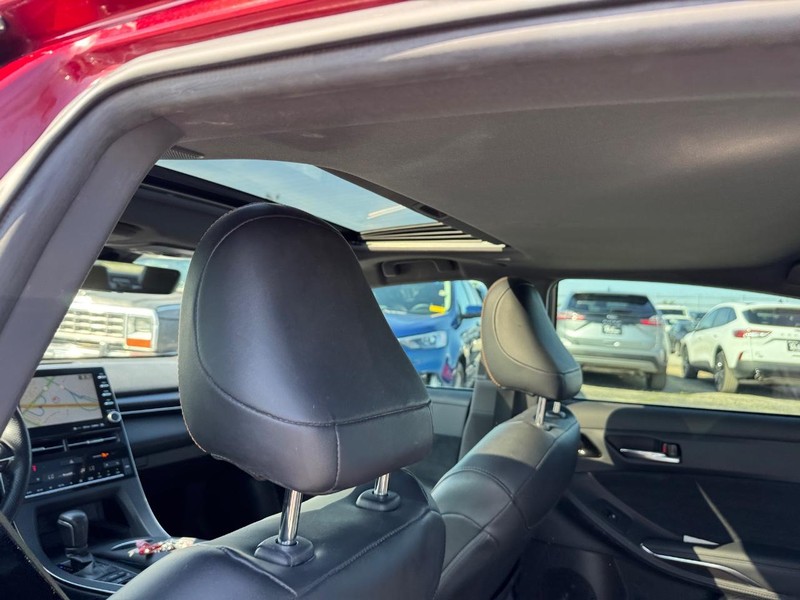 Toyota Avalon Vehicle Image 13
