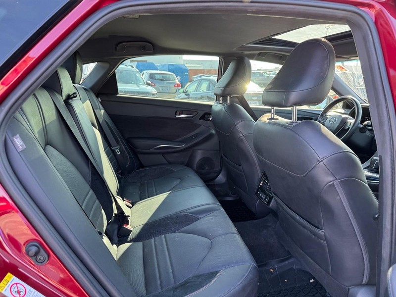 Toyota Avalon Vehicle Image 14