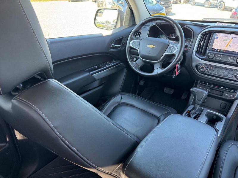 Chevrolet Colorado Vehicle Image 14