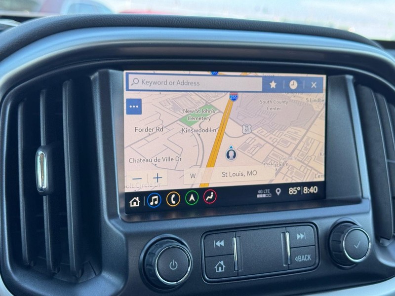 Chevrolet Colorado Vehicle Image 22