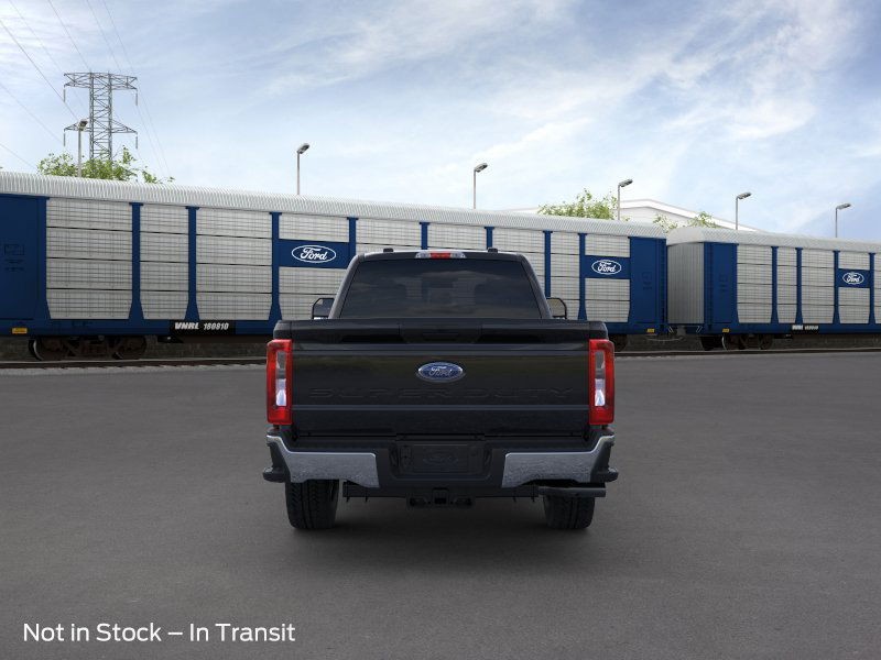 Ford Super Duty F-350 SRW Vehicle Image 07