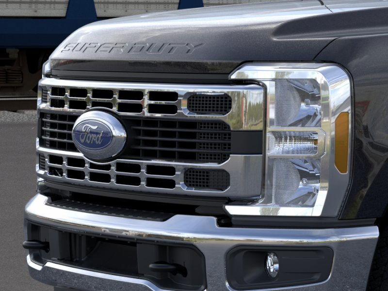 Ford Super Duty F-350 SRW Vehicle Image 19