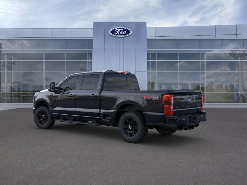 Ford Super Duty F-250 SRW Vehicle Image 05