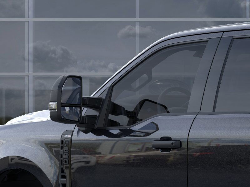 Ford Super Duty F-250 SRW Vehicle Image 22