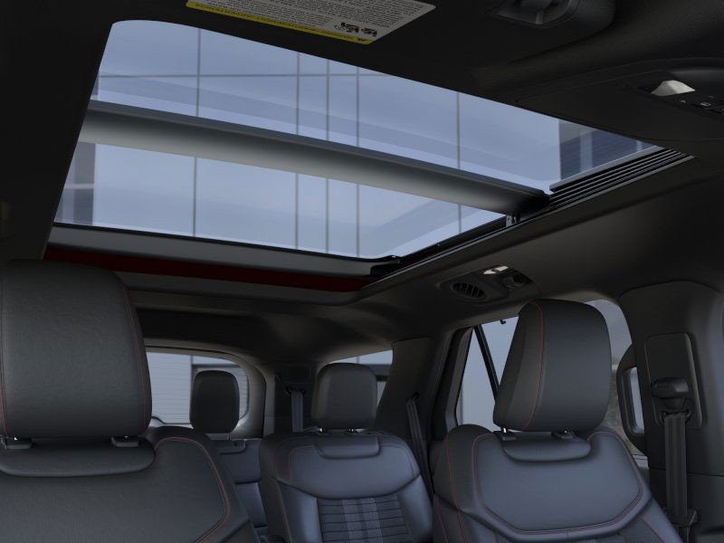 Ford Explorer Vehicle Image 24