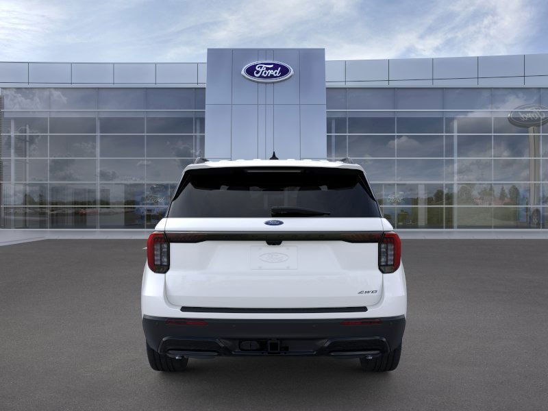 Ford Explorer Vehicle Image 07